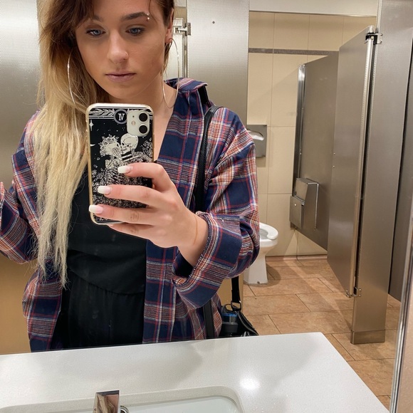 Meet your Posher, Rilee - Picture 4 of 5